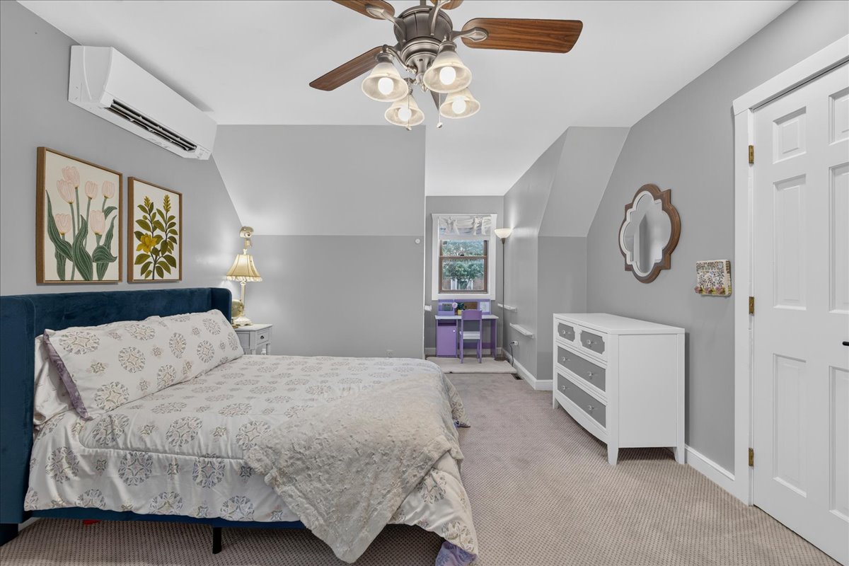 606 Camelot Drive photo 49