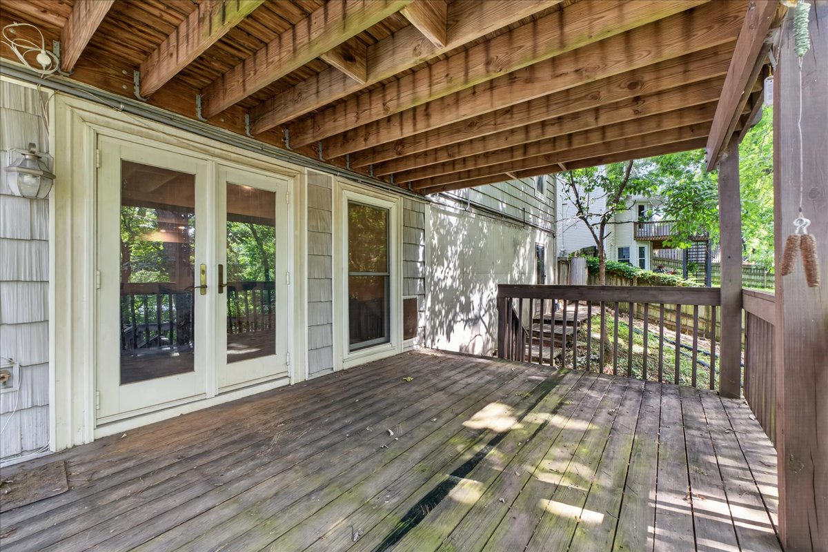 606 Camelot Drive photo 68