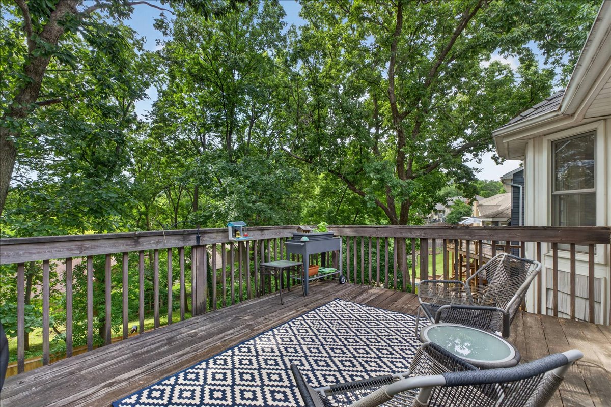 606 Camelot Drive photo 66