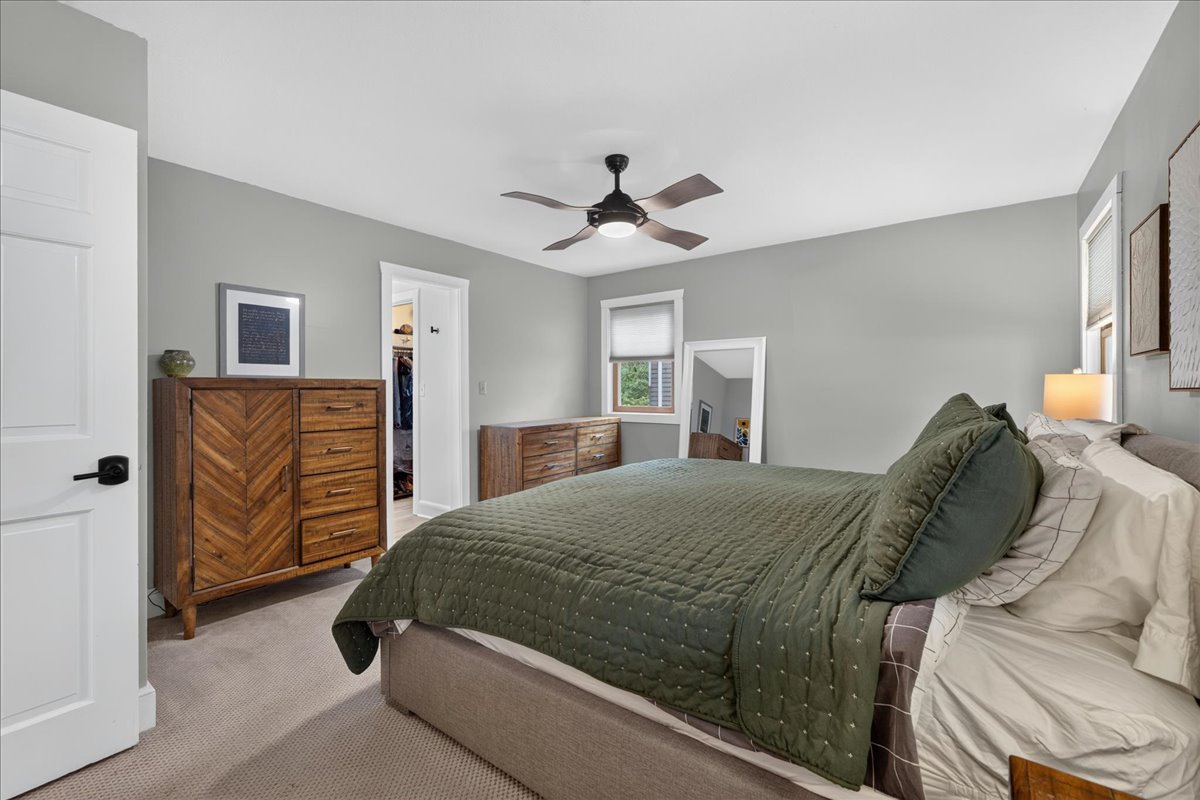 606 Camelot Drive photo 26