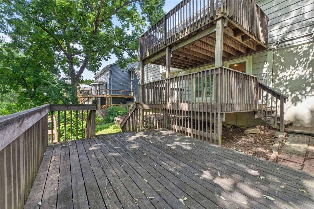 606 Camelot Drive photo 71